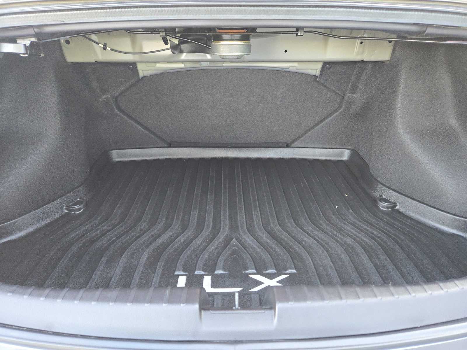 2019 Acura ILX w/Premium Pkg