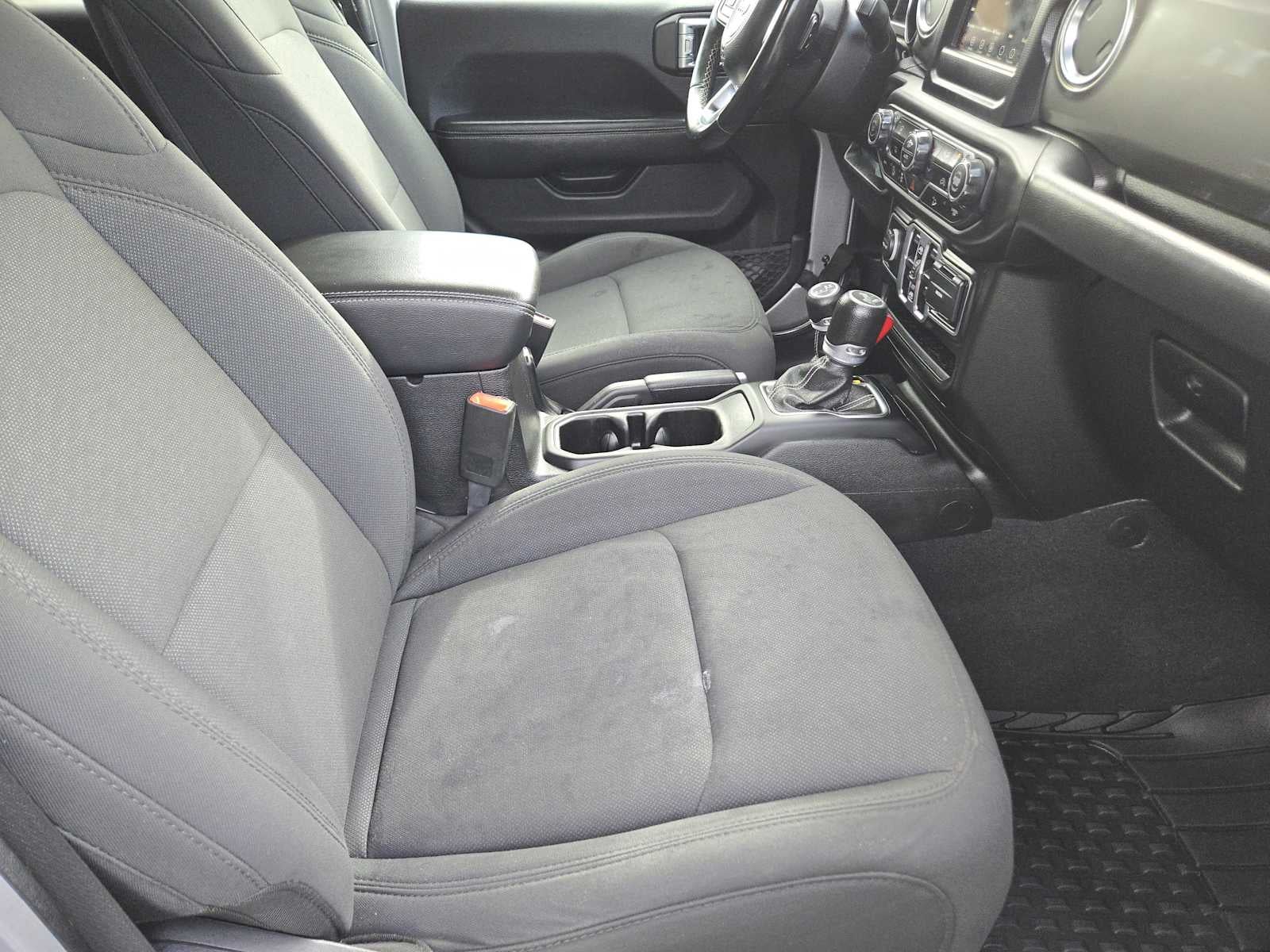 2020 Jeep Wrangler Unlimited Sahara 4x4