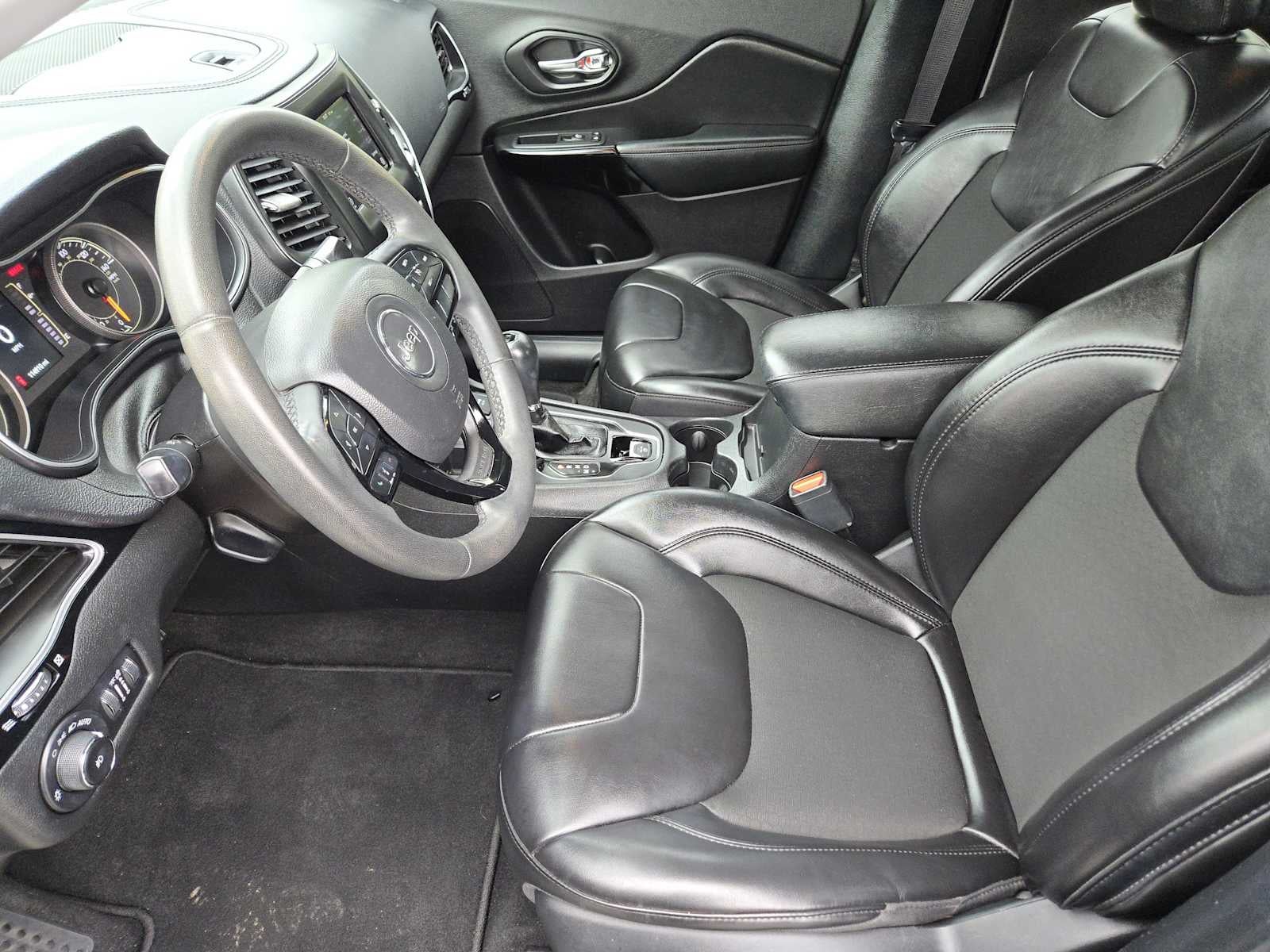 2020 Jeep Cherokee Altitude FWD