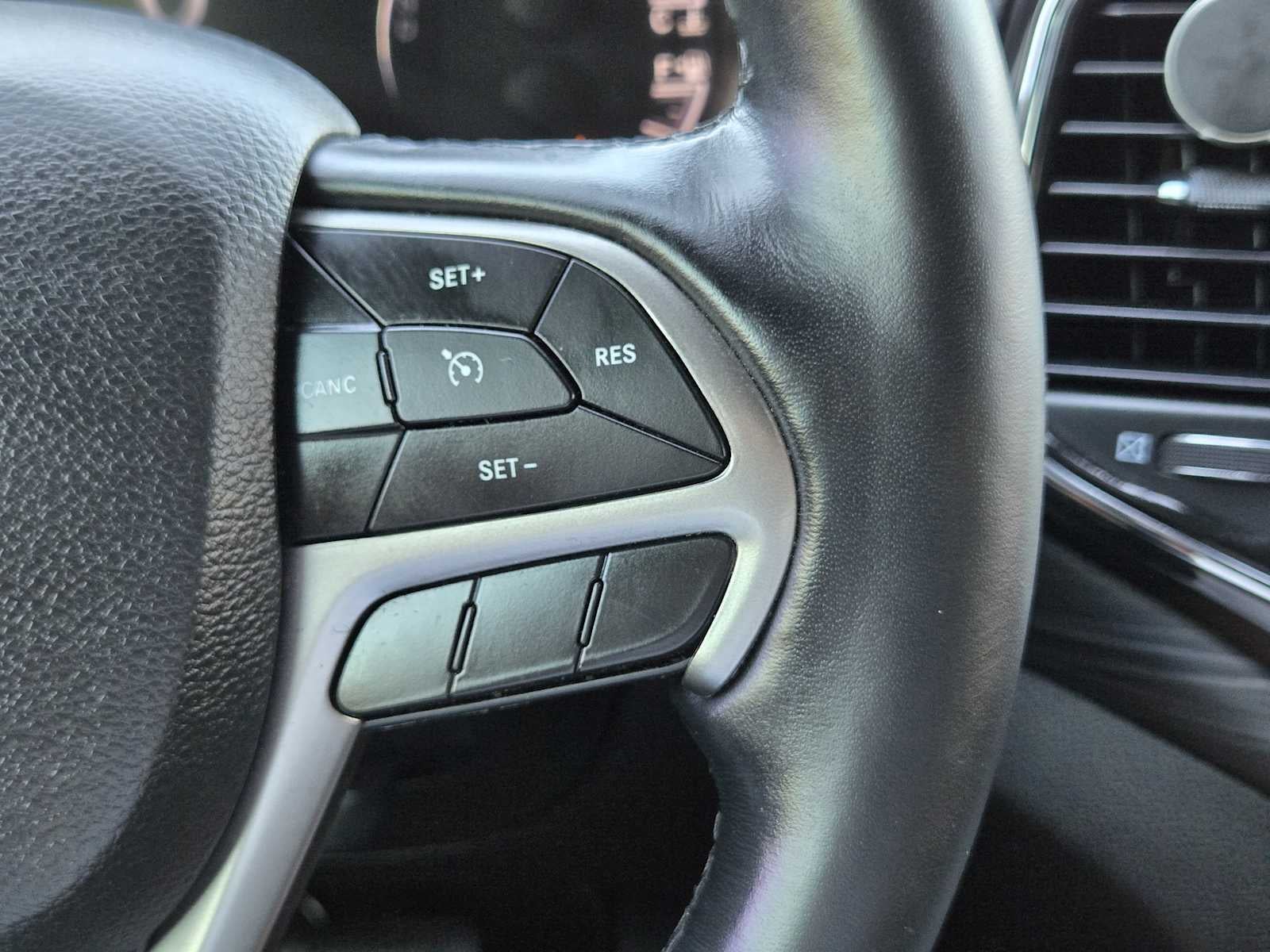 2021 Jeep Grand Cherokee Laredo X 4x4