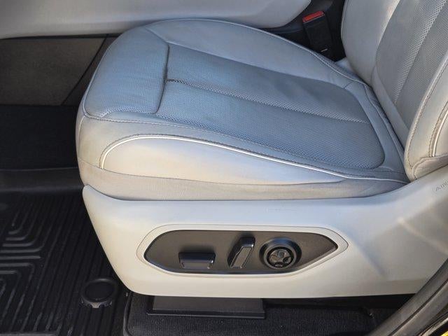 2023 Jeep Grand Cherokee L Overland 4x4