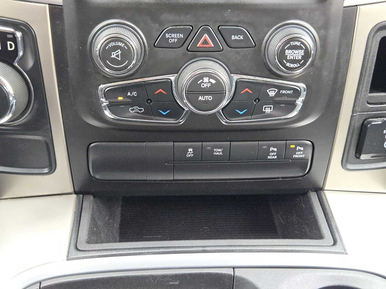 2019 RAM 1500 Classic Lone Star