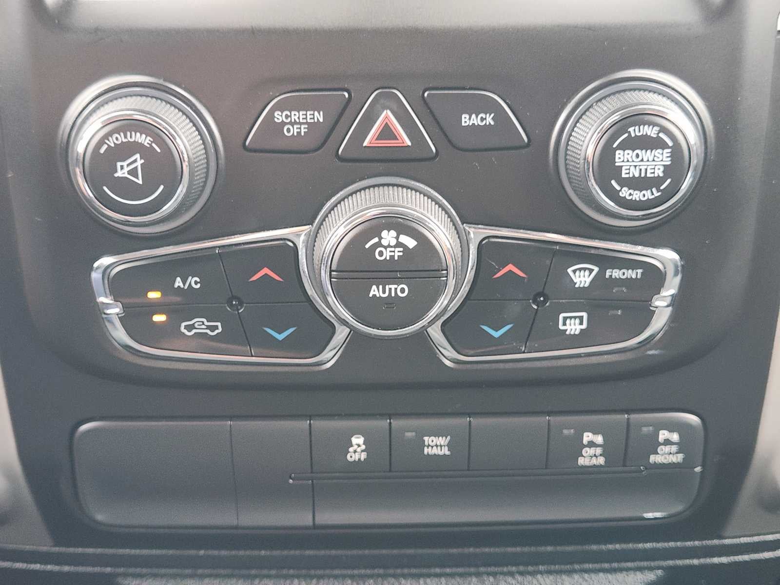 2019 RAM 1500 Classic Lone Star Crew Cab 4x2 5'7" Box