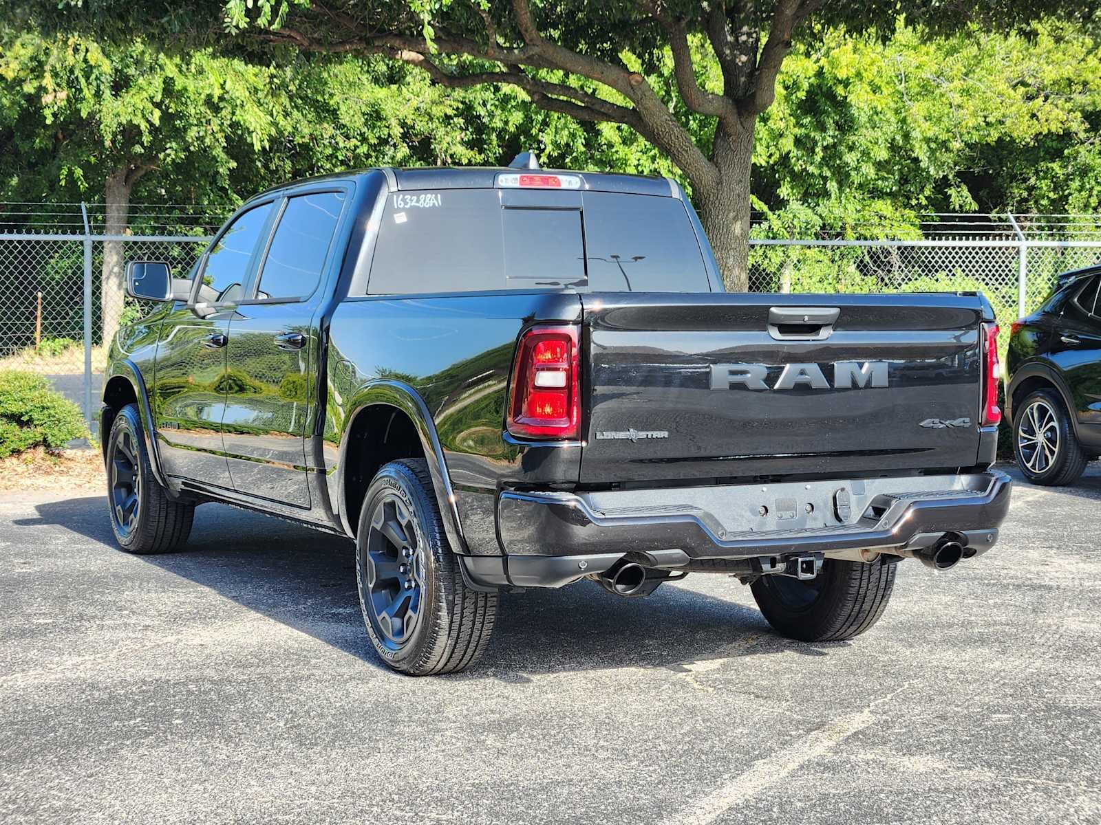 2025 RAM 1500 Lone Star Crew Cab 4x4 5'7" Box