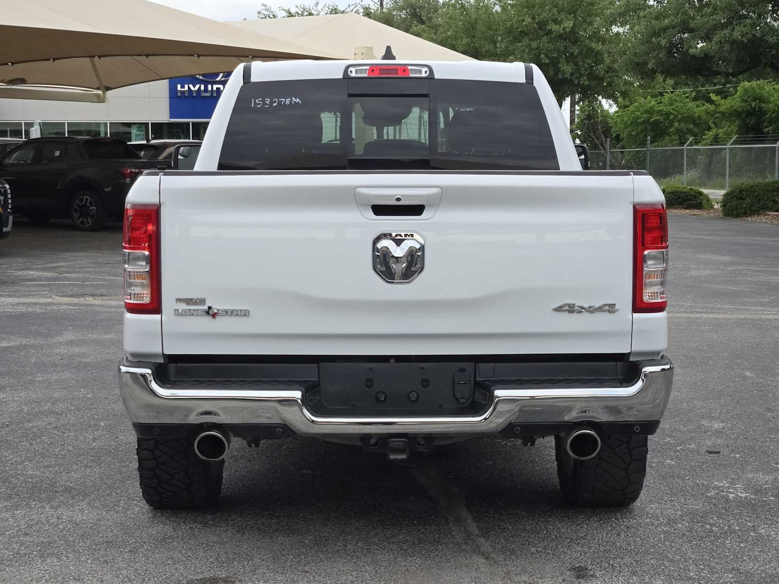 2022 RAM 1500 Lone Star Crew Cab 4x4 5'7" Box