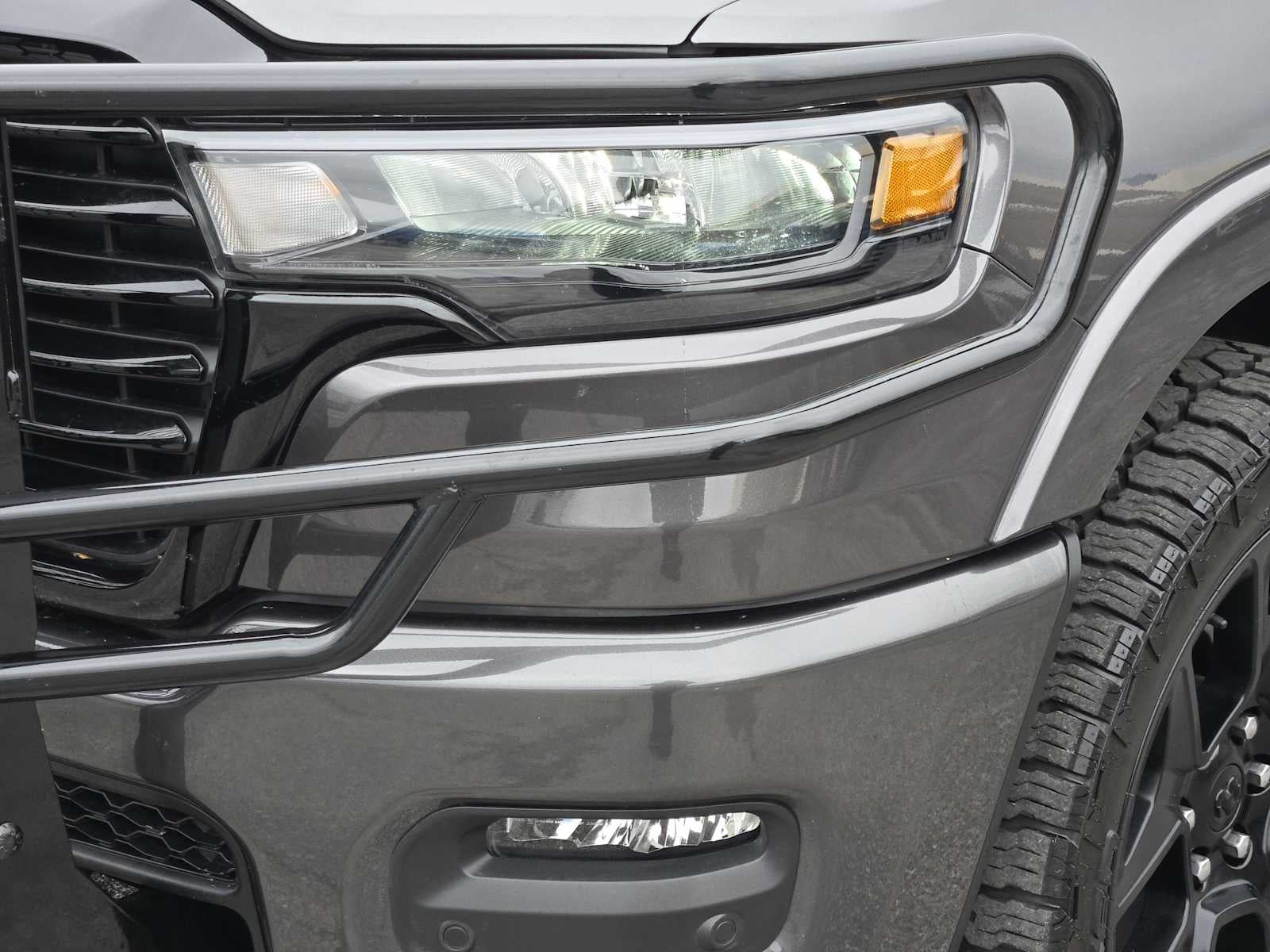2025 RAM 1500 Laramie Crew Cab 4x4 5'7" Box