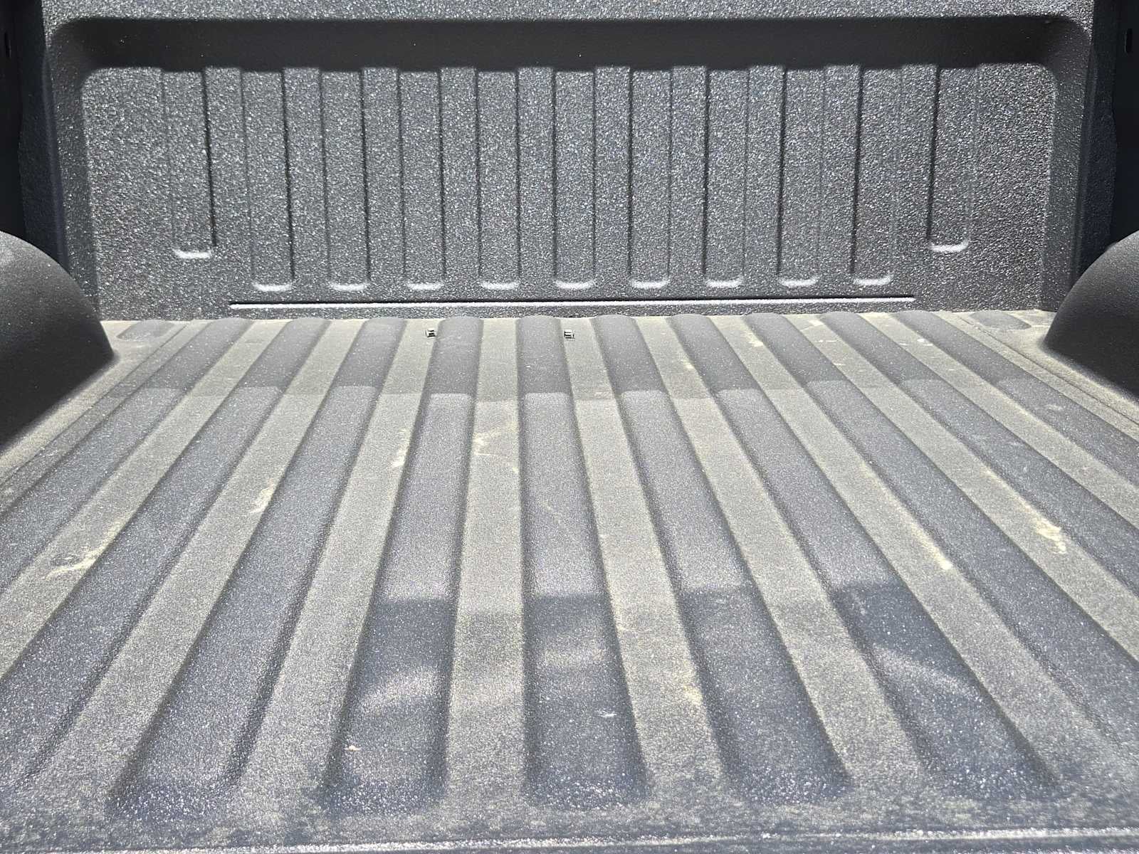 2021 RAM 1500 Laramie Crew Cab 4x4 5'7" Box