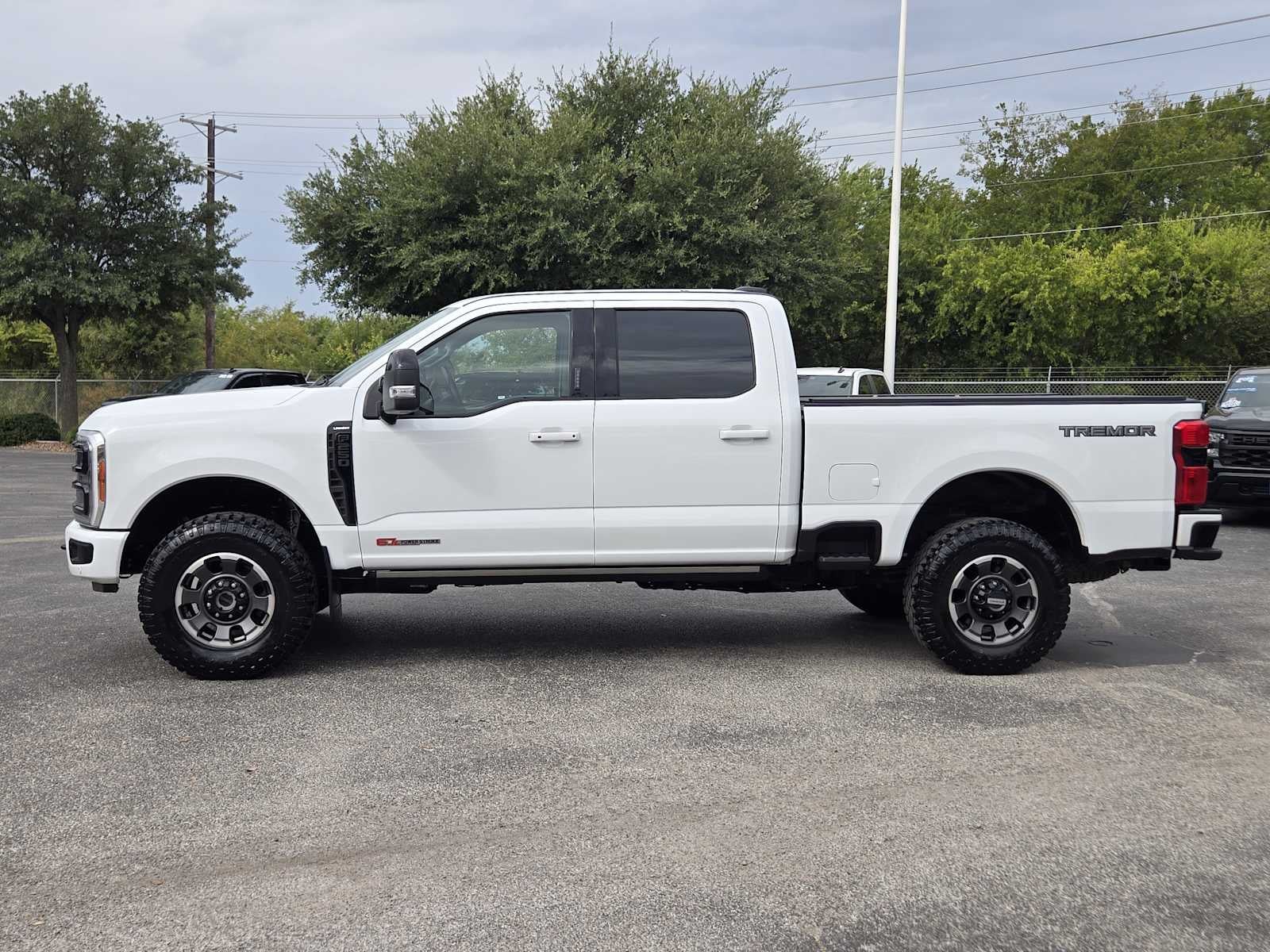 2023 Ford F-250 LARIAT
