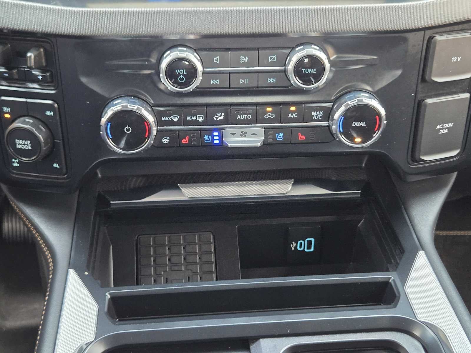 2024 Ford F-250 Platinum
