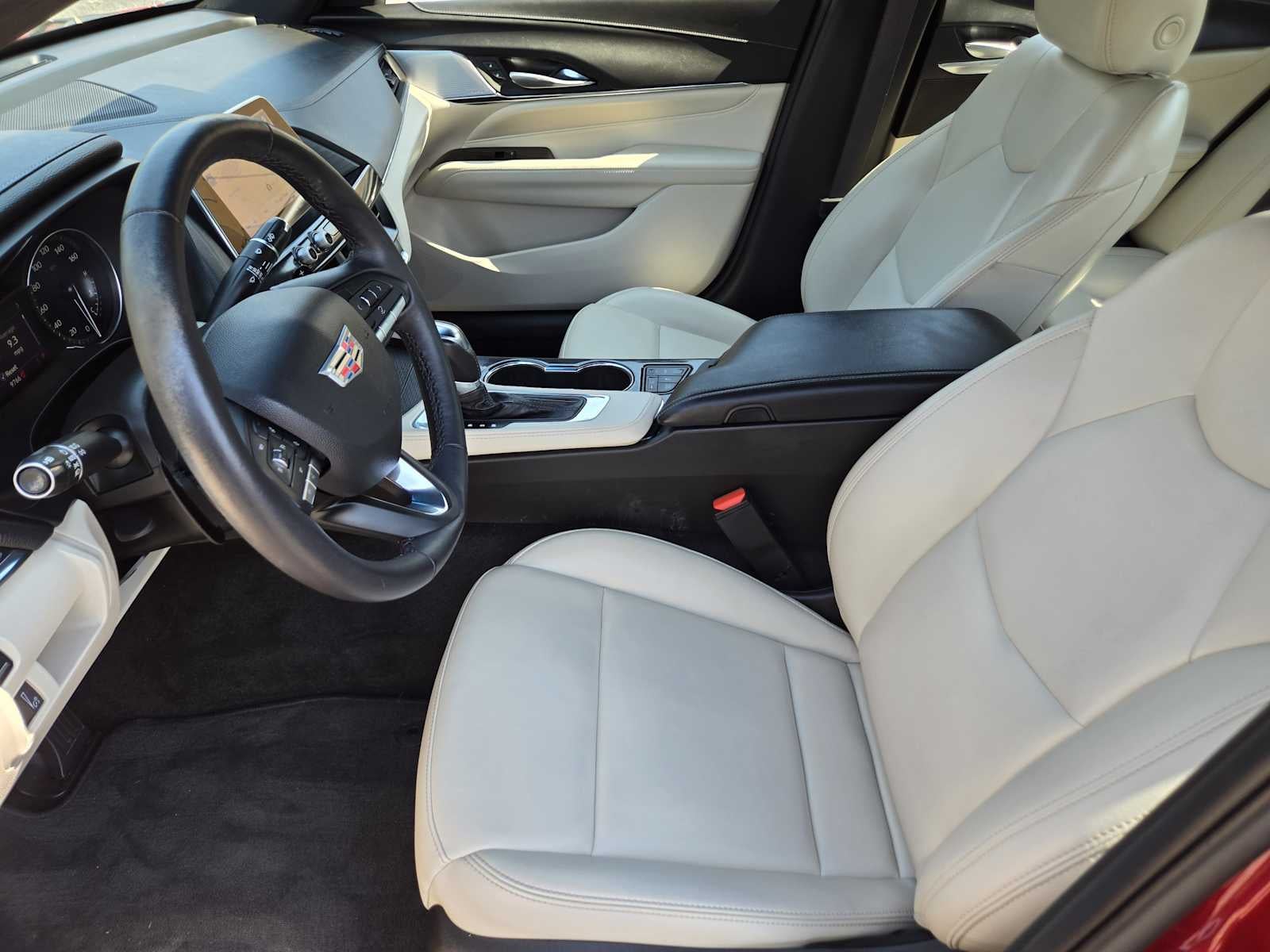 2023 Cadillac CT4 Luxury