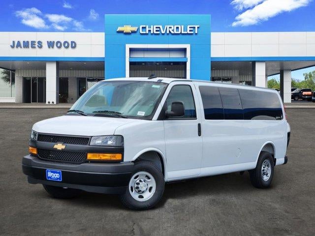 2026 Chevrolet Express 3500 LS Extended's photo