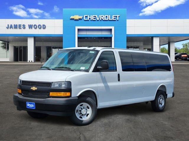 2026 Chevrolet Express 3500 LS Extended's photo