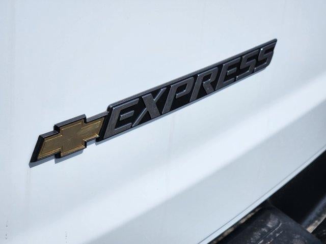 2026 Chevrolet Express Passenger LS