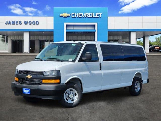 2026 Chevrolet Express 3500 LS Extended's photo