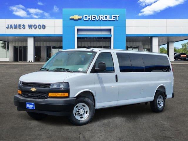 2026 Chevrolet Express 3500 LS Extended's photo