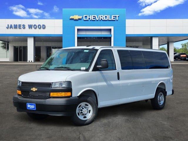 2026 Chevrolet Express 3500 LS Extended's photo