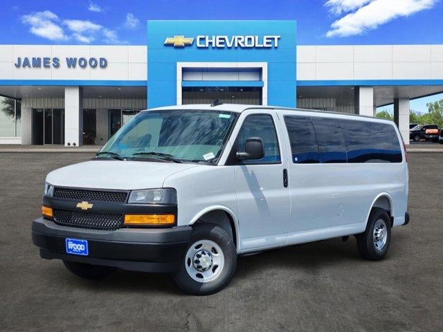 2026 Chevrolet Express 3500 LS Extended's photo