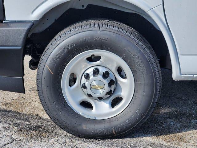 2026 Chevrolet Express Passenger LS