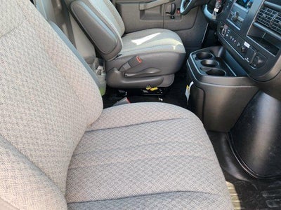 2025 Chevrolet Express Cutaway 3500 1WT