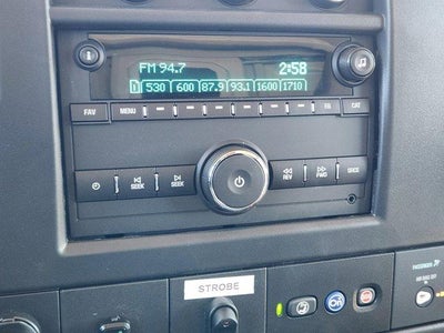 2025 Chevrolet Express Cutaway 3500 1WT