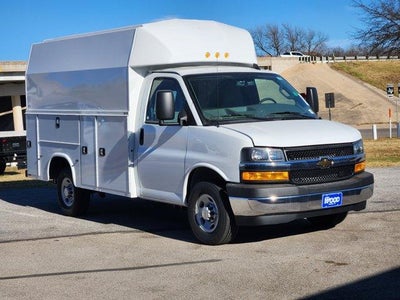 2025 Chevrolet Express Cutaway 3500 1WT