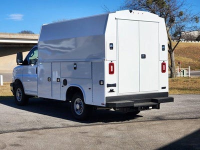 2025 Chevrolet Express Cutaway 3500 1WT