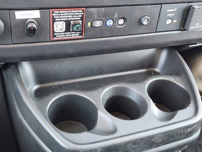 2025 Chevrolet Express Cutaway 3500 1WT