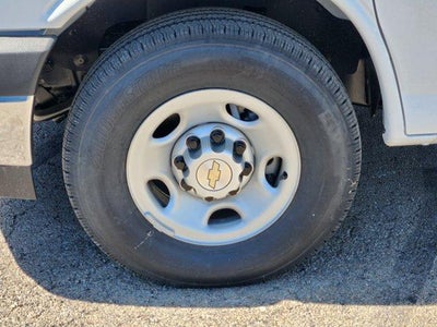 2025 Chevrolet Express Cutaway 3500 1WT