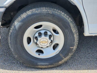 2026 Chevrolet Express Cutaway 3500 1WT