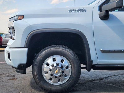 2026 Chevrolet Silverado 3500 HD High Country DRW