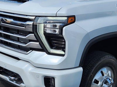 2026 Chevrolet Silverado 3500 HD High Country DRW