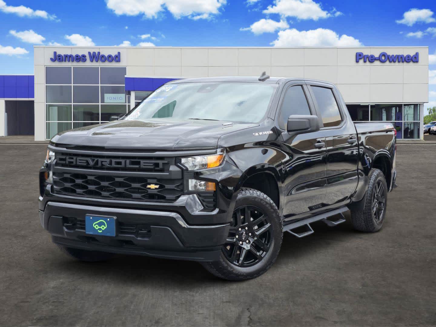 2025 Chevrolet Silverado 1500 Custom