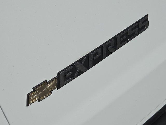 2025 Chevrolet Express Cargo 2500 WT