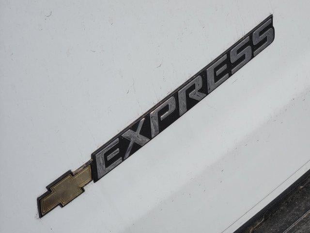 2025 Chevrolet Express Cargo 2500 WT