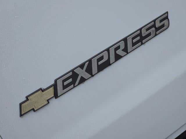 2025 Chevrolet Express Cargo 2500 WT