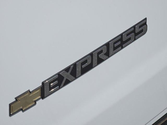 2025 Chevrolet Express Cargo 2500 WT