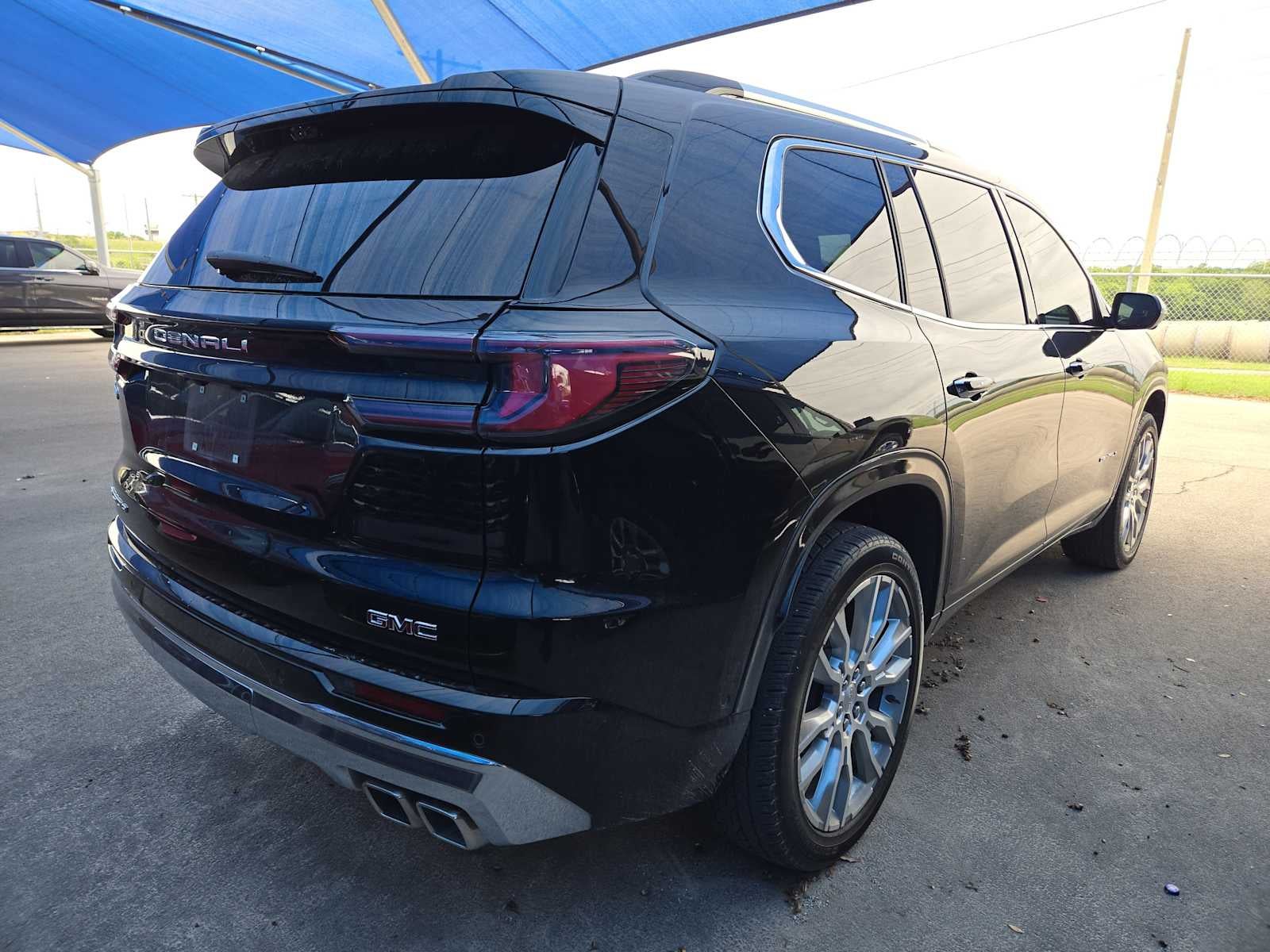 2024 GMC Acadia Denali
