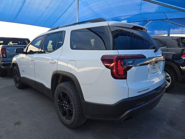 2022 GMC Acadia AT4