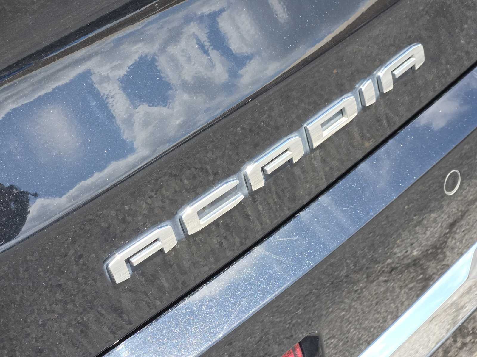 2021 GMC Acadia Denali