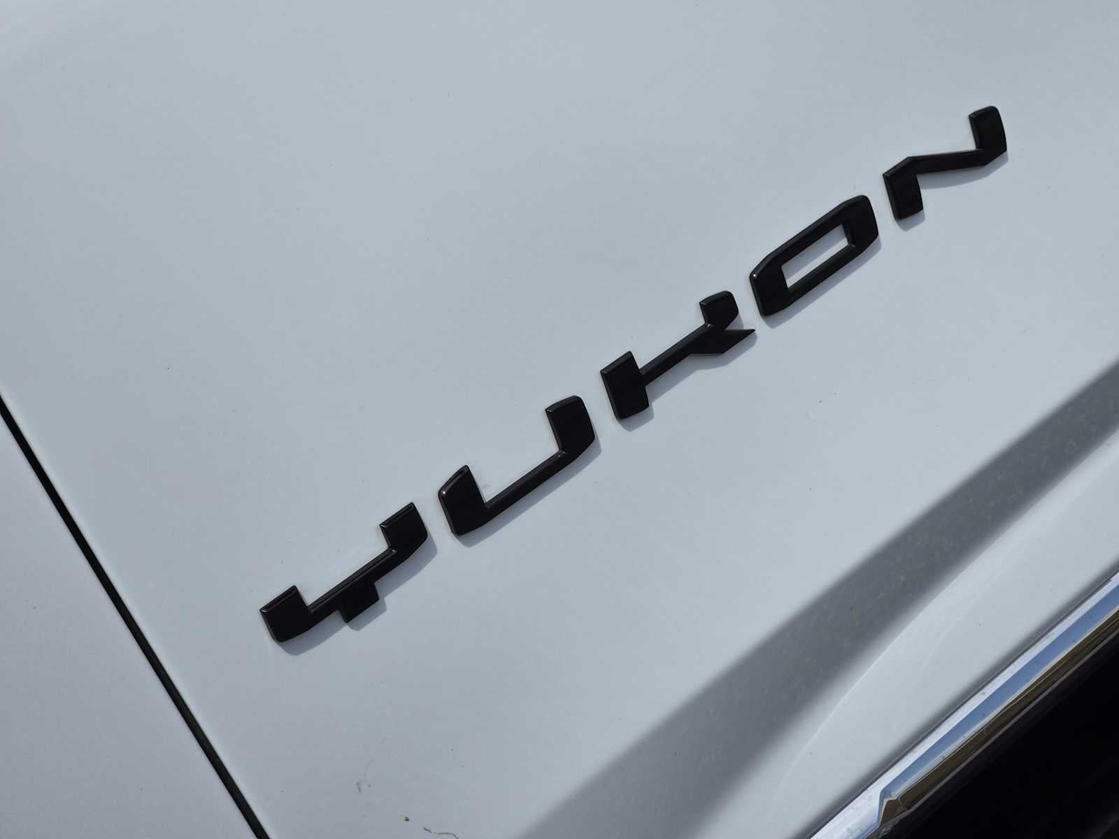 2024 GMC Yukon SLT