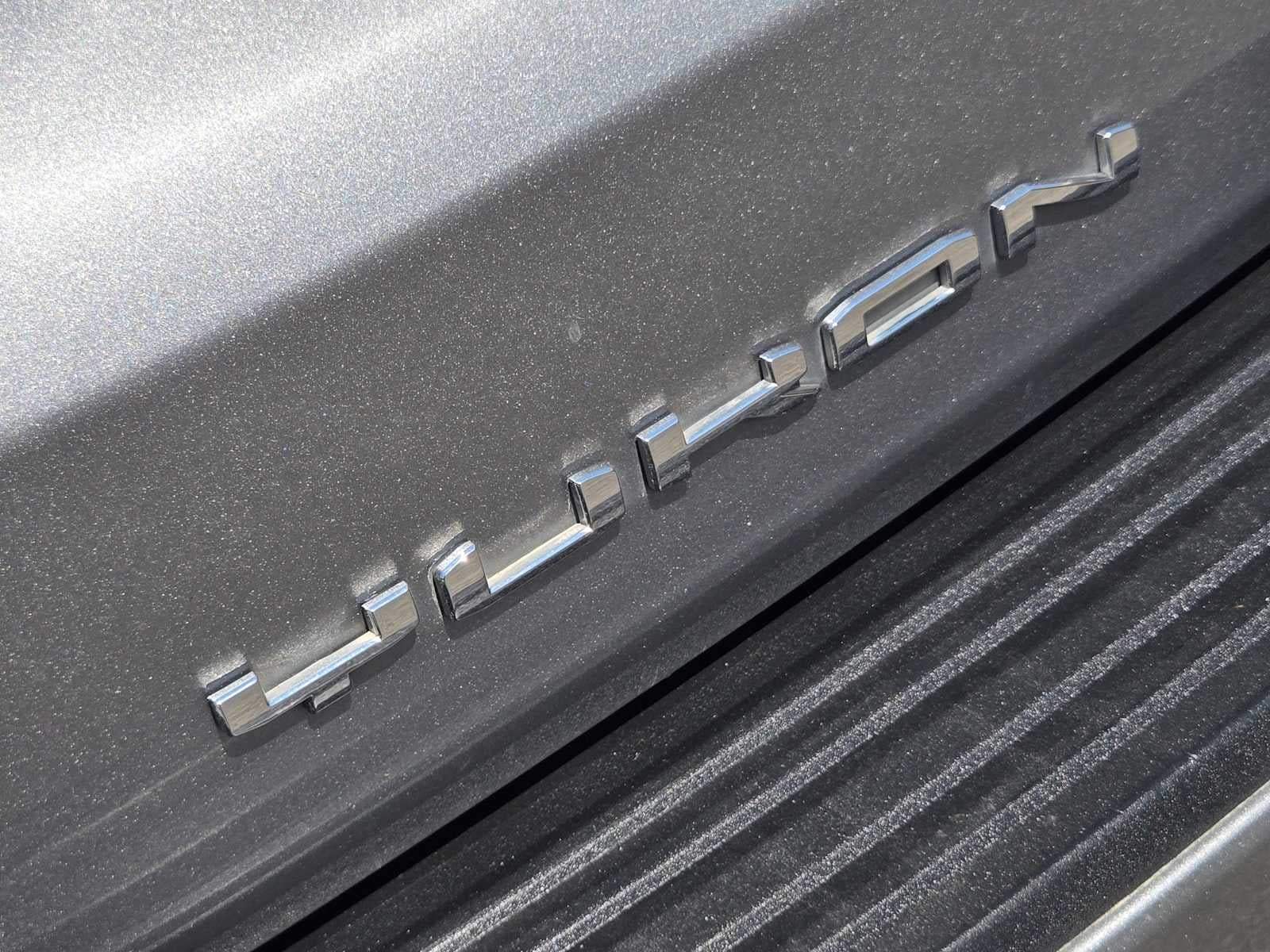 2023 GMC Yukon AT4