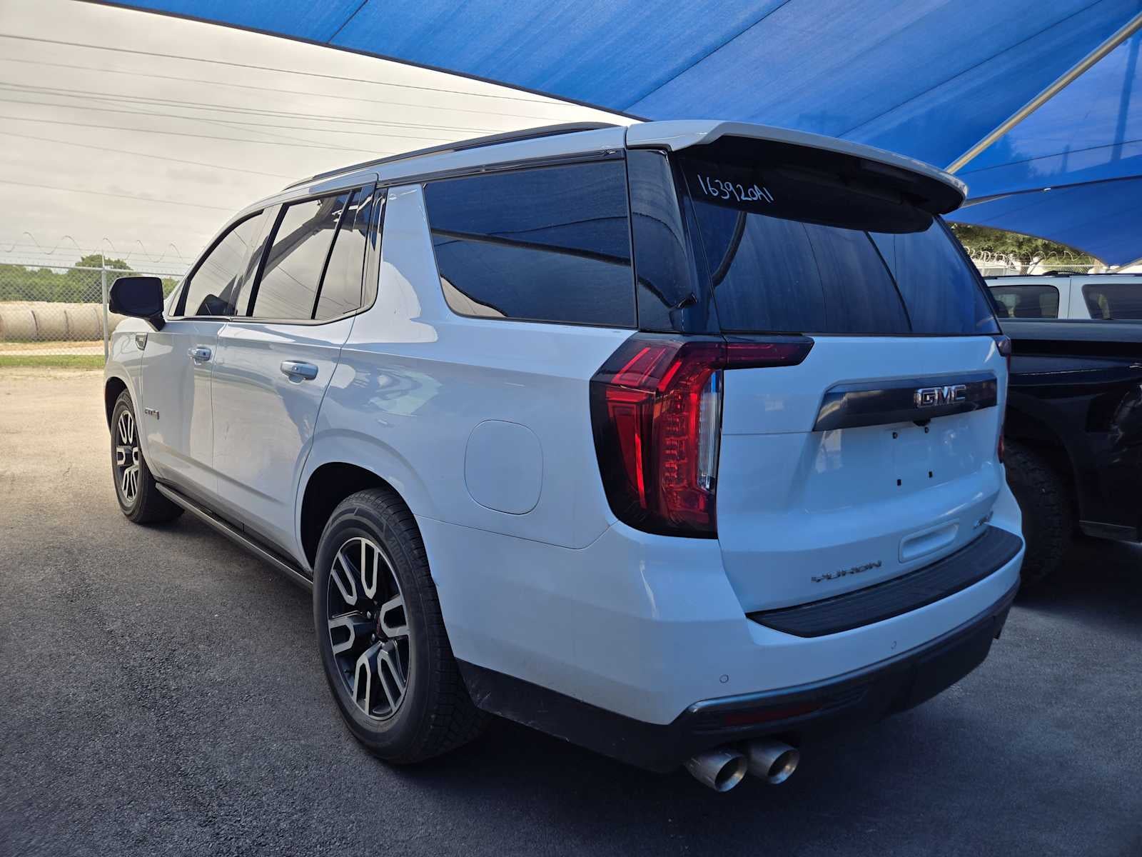 2023 GMC Yukon AT4