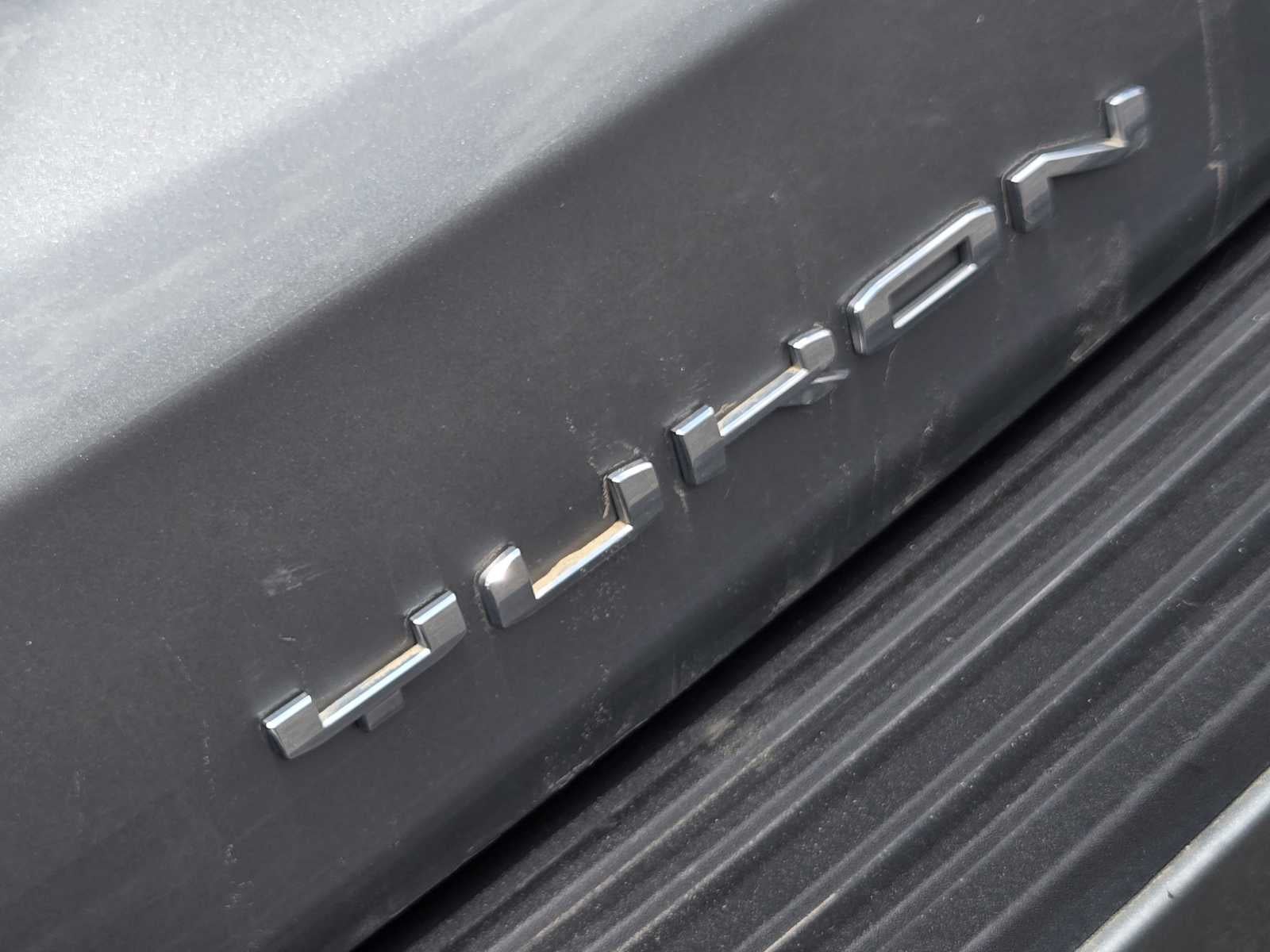 2025 GMC Yukon Denali Ultimate