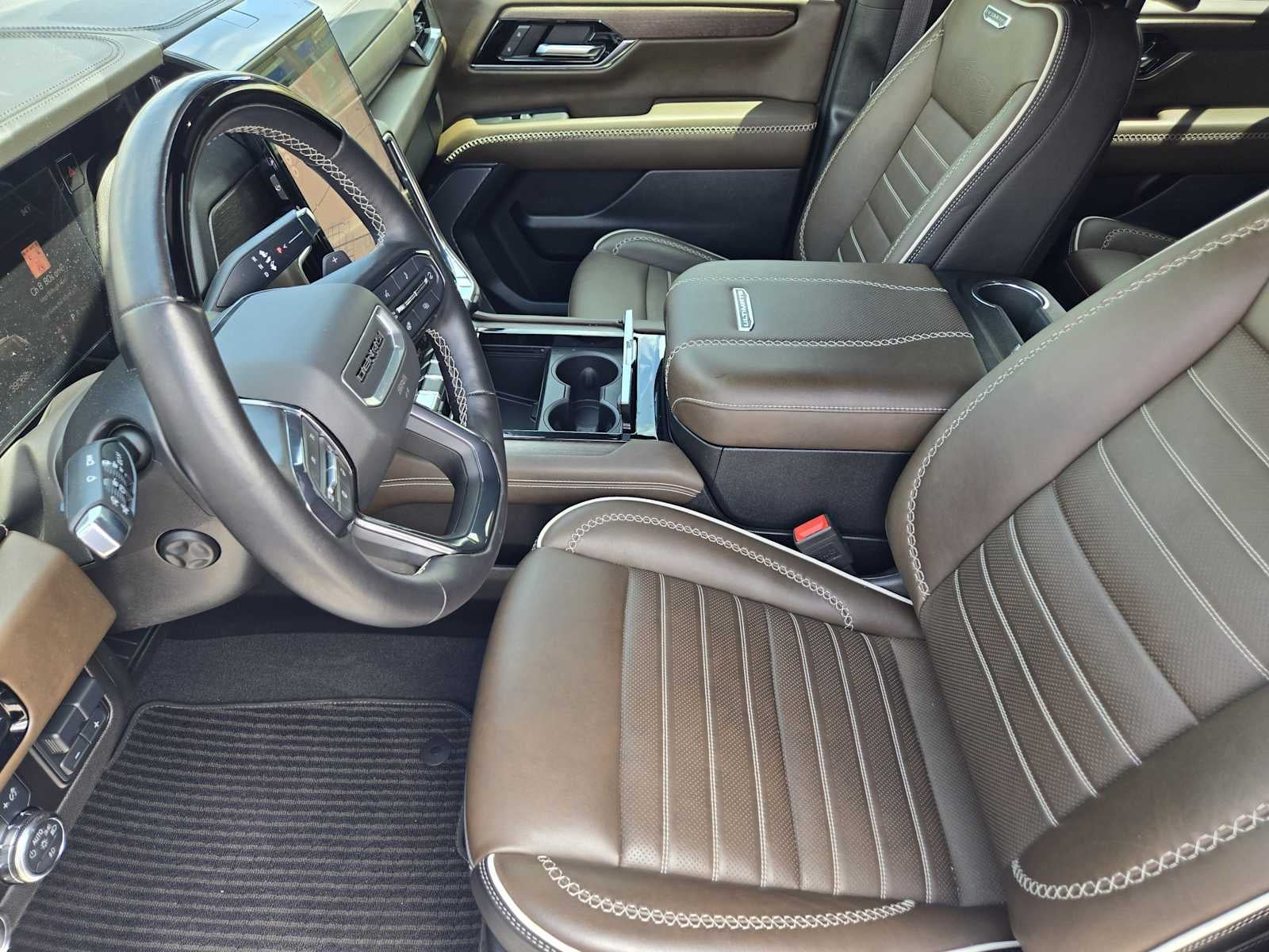 2025 GMC Yukon Denali Ultimate