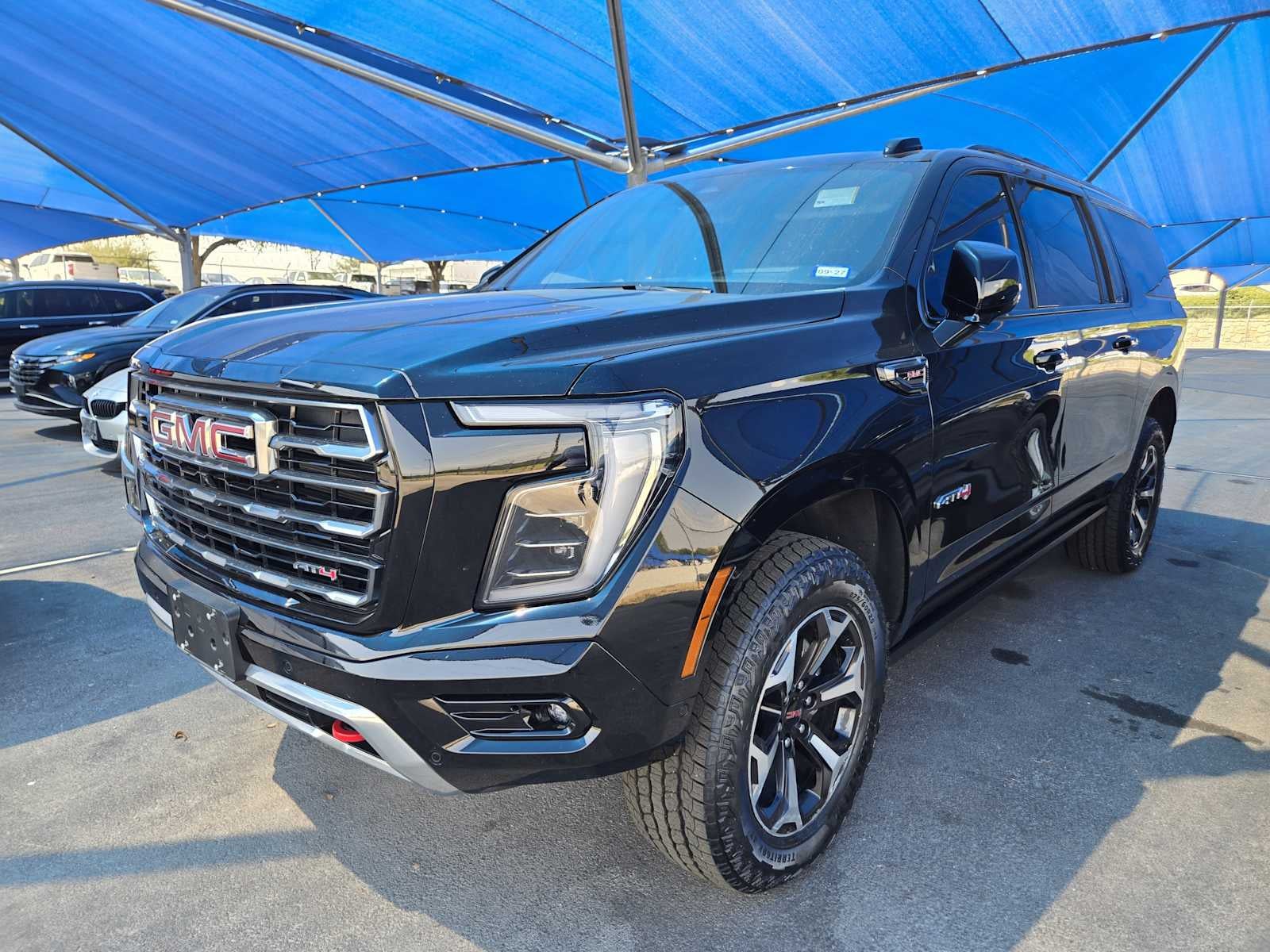 2025 GMC Yukon XL AT4
