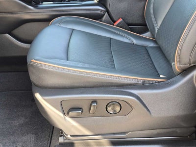 2025 GMC Yukon XL AT4