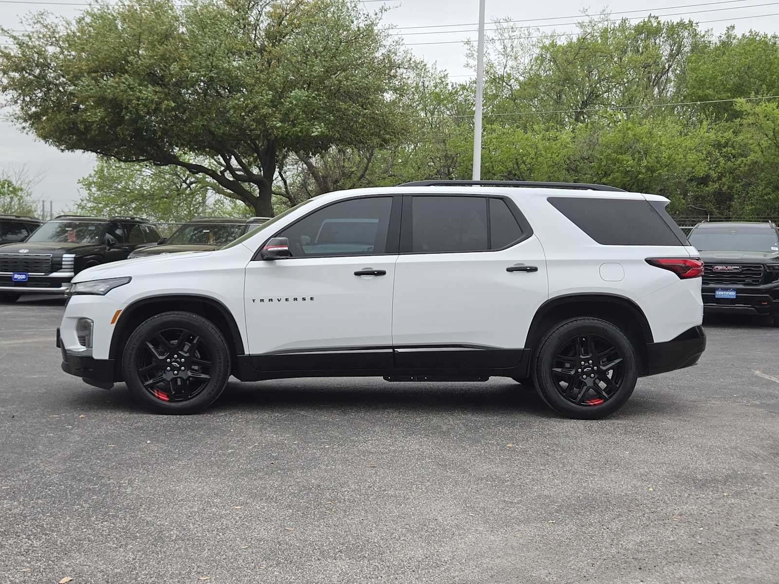 2023 Chevrolet Traverse Premier