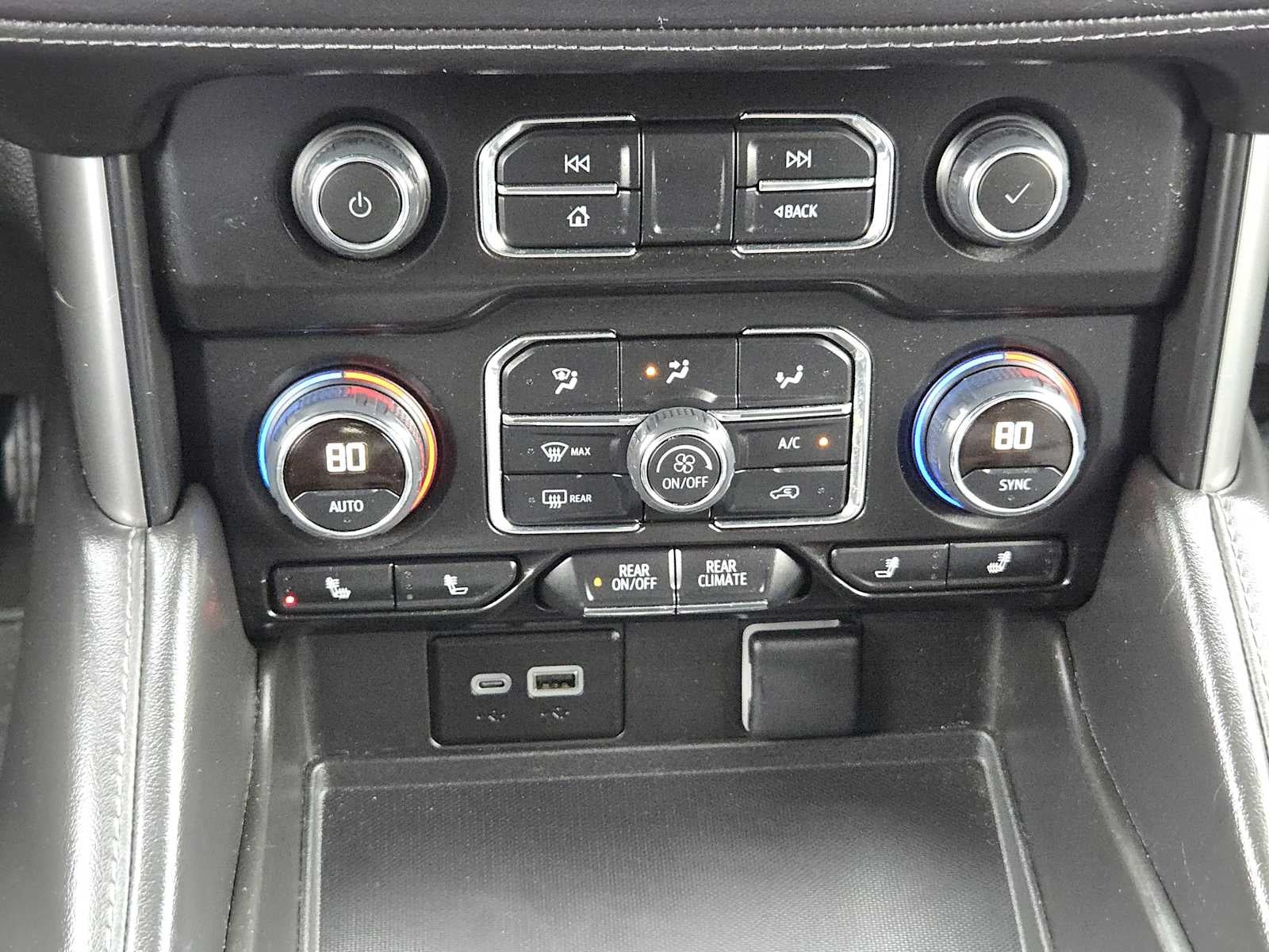 2024 Chevrolet Suburban Z71