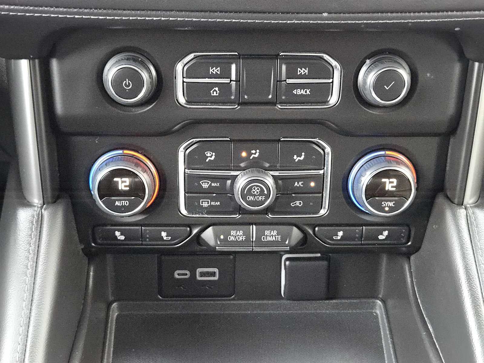 2024 Chevrolet Suburban Z71