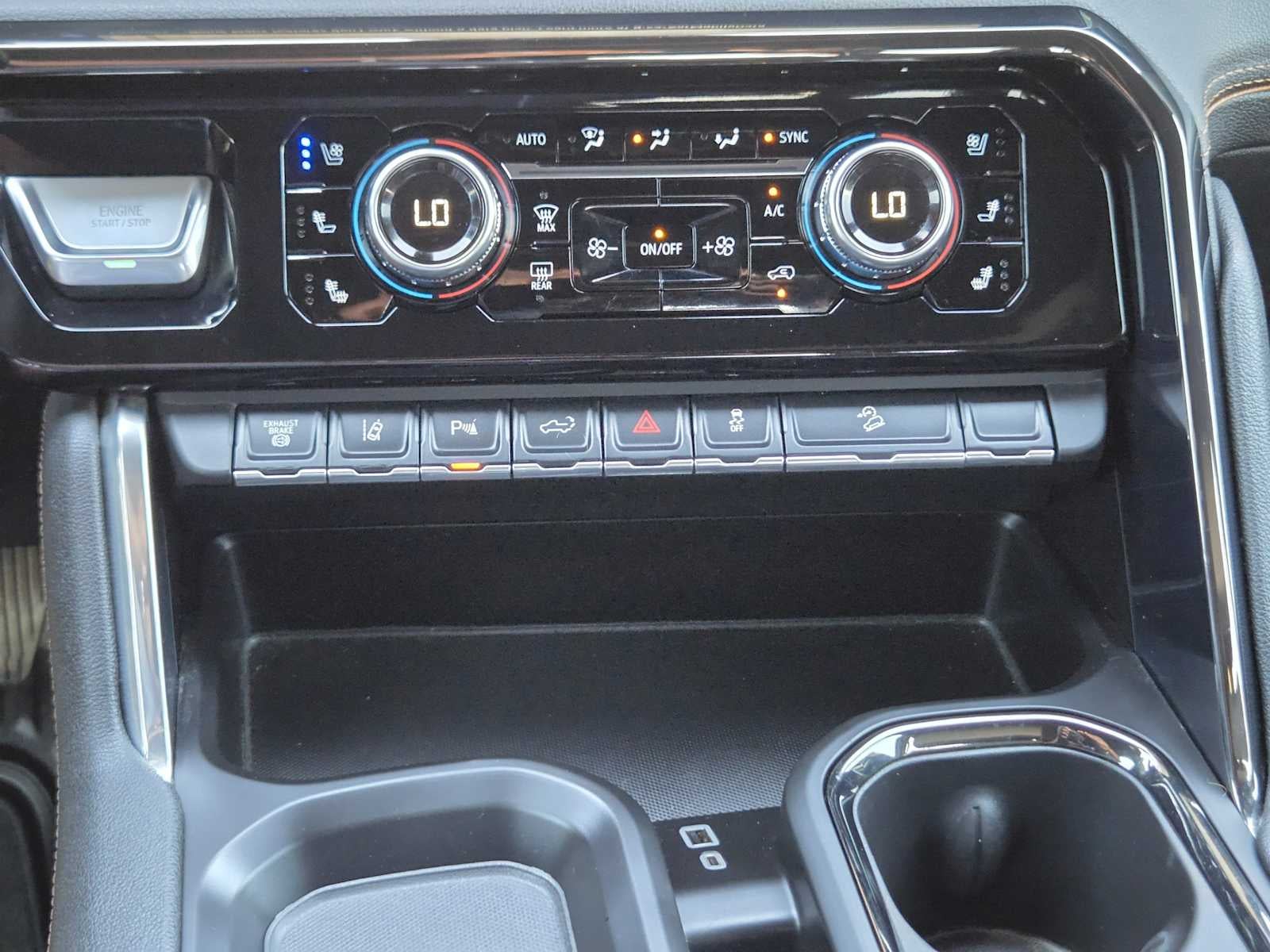 2024 GMC Sierra 3500 HD AT4